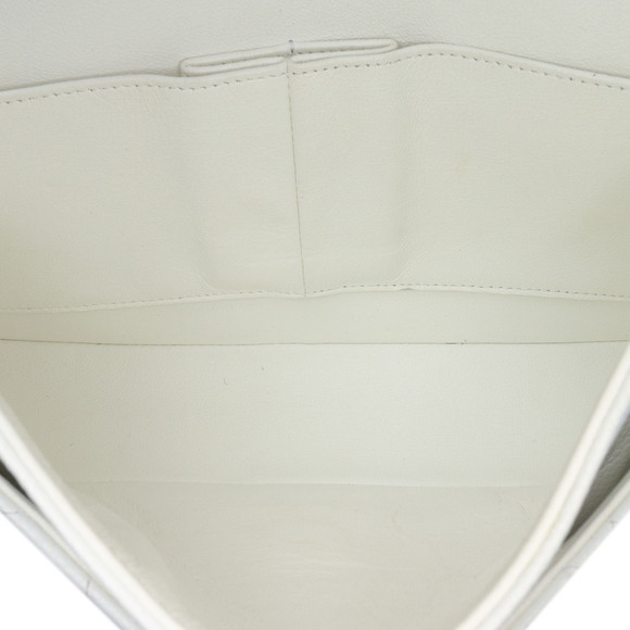 Pre-Loved Chanel Medium Classic Caviar Double Flap - Picture 4 of 11